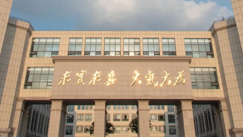 汽车连接器定制：揭秘定制化背后的技术密码