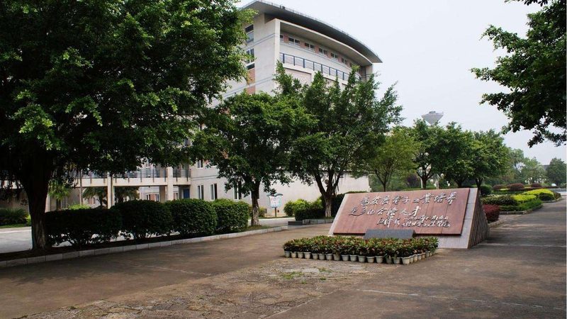 恒流二极管：选对供应商，保障电子系统稳定运行**